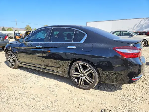 1HGCR2F16HA014166 2017 HONDA ACCORD - Image 2