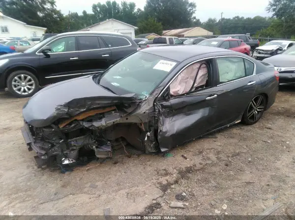 1HGCR2F16HA016001 2017 HONDA ACCORD - Image 2