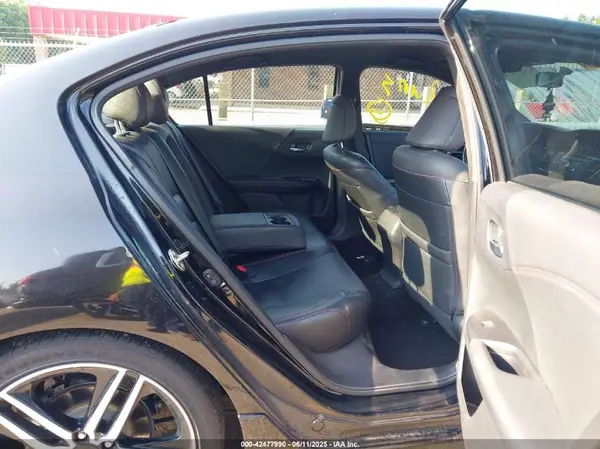 1HGCR2F16HA017603 2017 HONDA ACCORD - Image 8