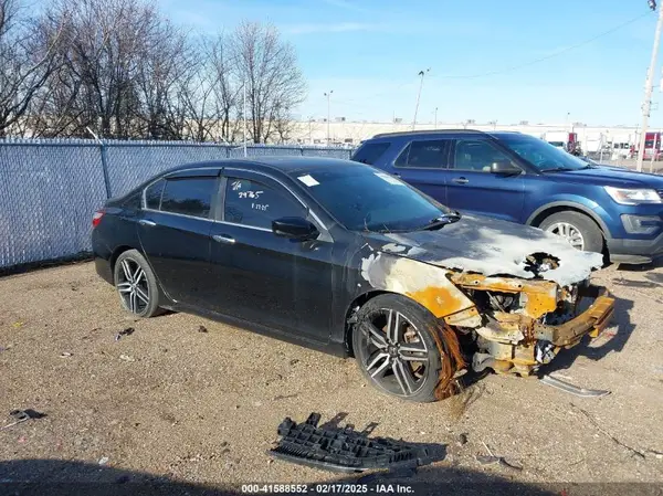 1HGCR2F16HA034854 2017 HONDA ACCORD - Image 1