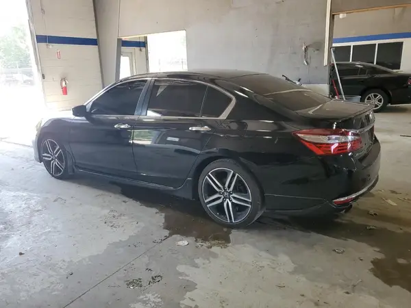 1HGCR2F16HA048401 2017 HONDA ACCORD - Image 2