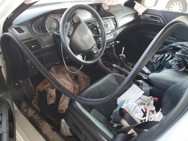1HGCR2F16HA055915 2017 HONDA ACCORD - Image 8