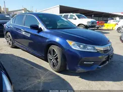 1HGCR2F16HA073878 2017 HONDA ACCORD