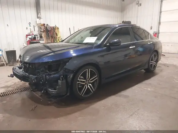 1HGCR2F16HA073878 2017 HONDA ACCORD - Image 2