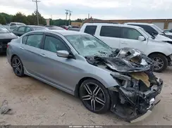 1HGCR2F16HA085190 2017 HONDA ACCORD