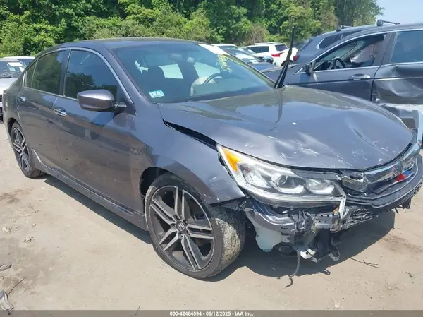 1HGCR2F16HA120097 2017 HONDA ACCORD - Image 1