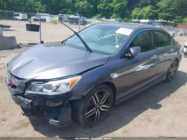 1HGCR2F16HA120097 2017 HONDA ACCORD - Image 2