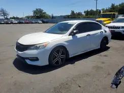 1HGCR2F16HA126983 2017 HONDA ACCORD