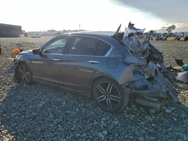 1HGCR2F16HA137675 2017 HONDA ACCORD - Image 2