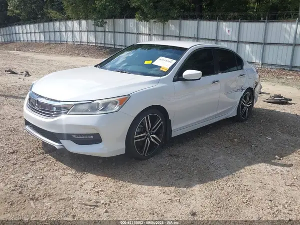 1HGCR2F16HA141967 2017 HONDA ACCORD - Image 2