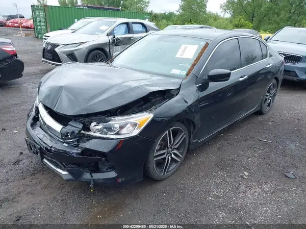 1HGCR2F16HA181370 2017 HONDA ACCORD - Image 2