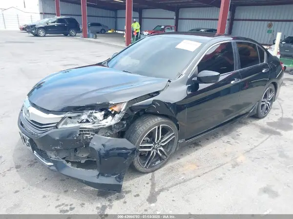 1HGCR2F16HA208602 2017 HONDA ACCORD - Image 2