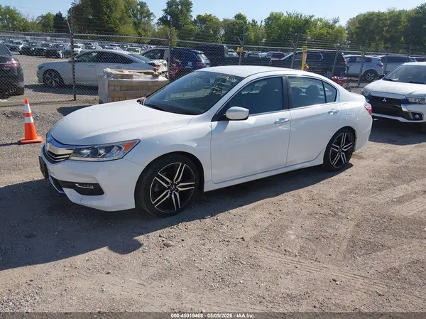 1HGCR2F16HA231345 2017 HONDA ACCORD - Image 2