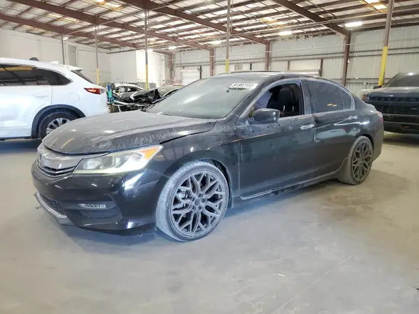 1HGCR2F16HA246086 2017 HONDA ACCORD - Image 1