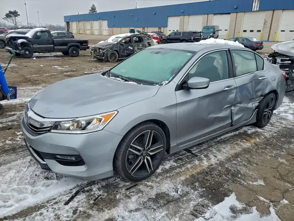 1HGCR2F16HA256519 2017 HONDA ACCORD - Image 1
