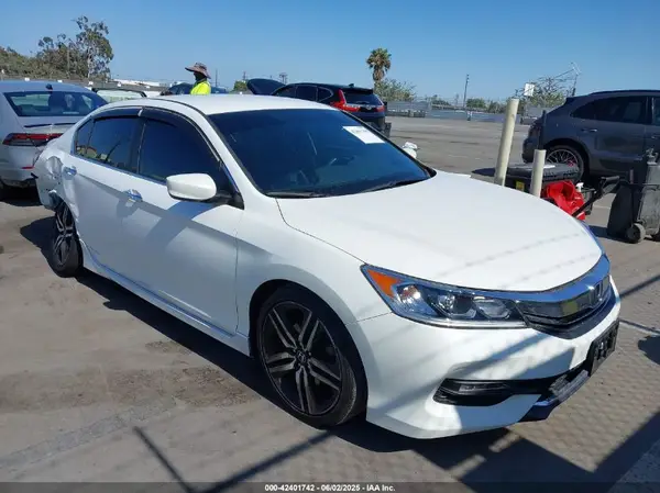 1HGCR2F16HA272333 2017 HONDA ACCORD - Image 1
