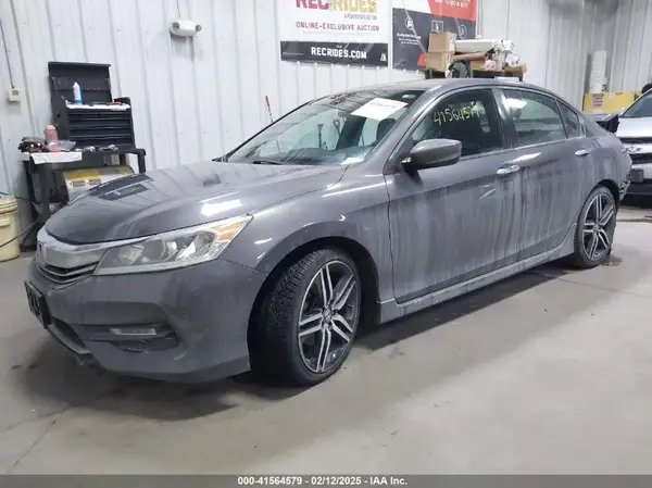 1HGCR2F16HA292825 2017 HONDA ACCORD - Image 2