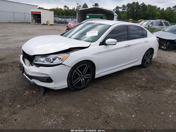 1HGCR2F16HA305539 2017 HONDA ACCORD - Image 2