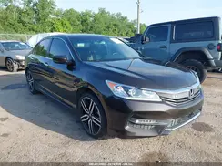 1HGCR2F17HA085134 2017 HONDA ACCORD