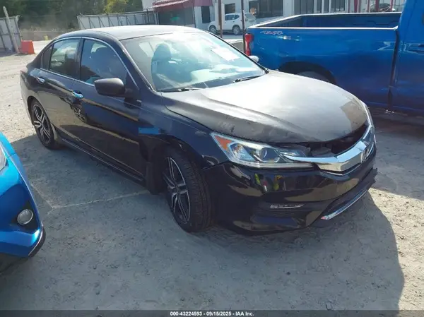 1HGCR2F17HA119749 2017 HONDA ACCORD - Image 1
