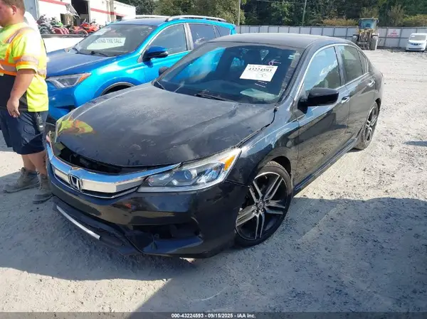 1HGCR2F17HA119749 2017 HONDA ACCORD - Image 2