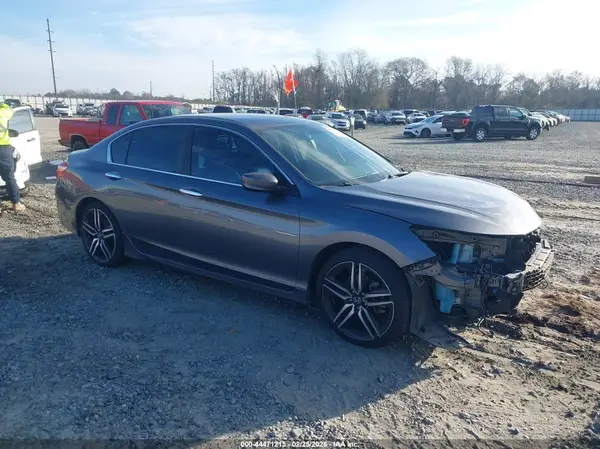1HGCR2F17HA131268 2017 HONDA ACCORD - Image 1