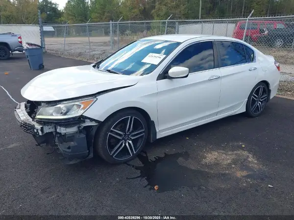 1HGCR2F17HA134235 2017 HONDA ACCORD - Image 2