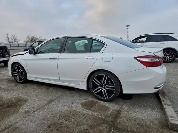 1HGCR2F17HA143131 2017 HONDA ACCORD - Image 2