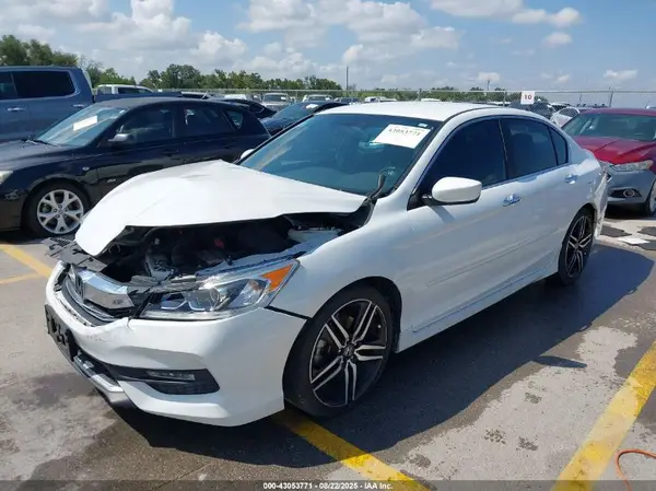 1HGCR2F17HA171589 2017 HONDA ACCORD - Image 2