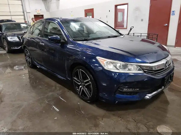 1HGCR2F17HA203005 2017 HONDA ACCORD - Image 1