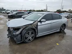 1HGCR2F17HA203392 2017 HONDA ACCORD