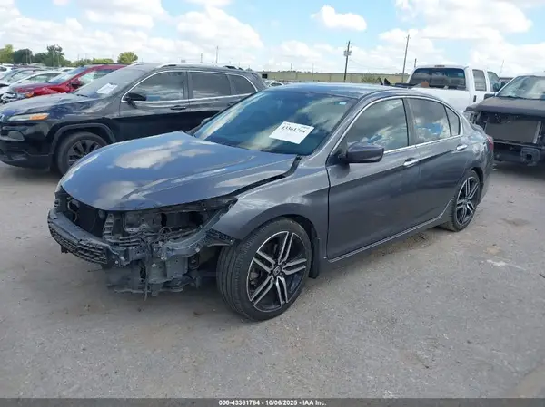 1HGCR2F17HA203974 2017 HONDA ACCORD - Image 2