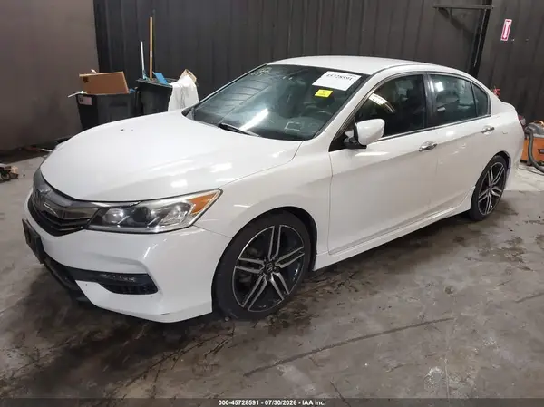 1HGCR2F17HA209824 2017 HONDA ACCORD - Image 2