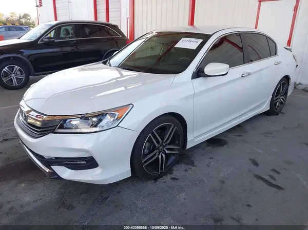 1HGCR2F17HA213405 2017 HONDA ACCORD - Image 2