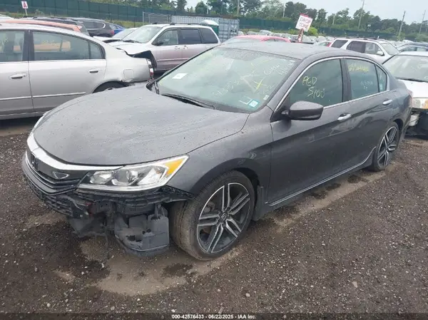 1HGCR2F17HA232567 2017 HONDA ACCORD - Image 2