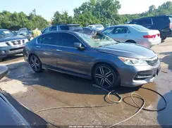 1HGCR2F17HA242841 2017 HONDA ACCORD