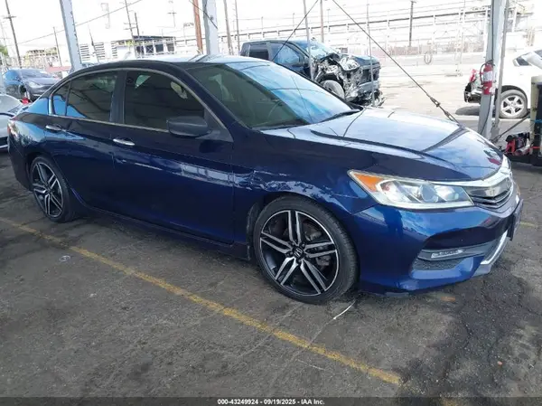 1HGCR2F17HA288248 2017 HONDA ACCORD - Image 1