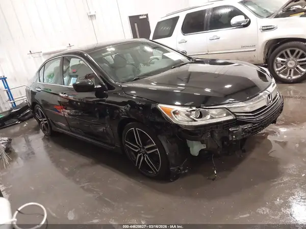 1HGCR2F18HA027503 2017 HONDA ACCORD - Image 1