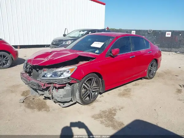 1HGCR2F18HA043698 2017 HONDA ACCORD - Image 2