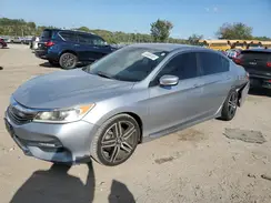 1HGCR2F18HA057861 2017 HONDA ACCORD