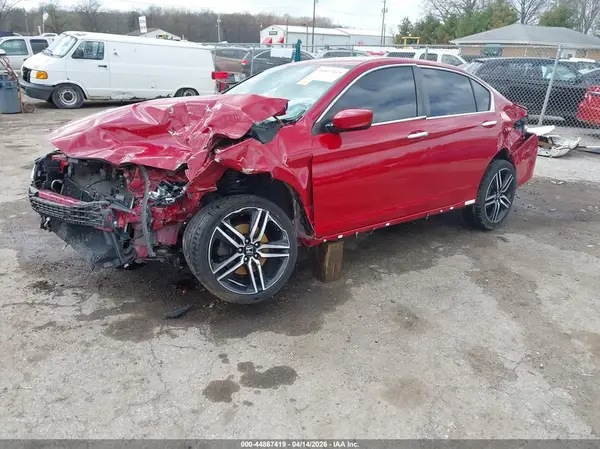 1HGCR2F18HA070240 2017 HONDA ACCORD - Image 2