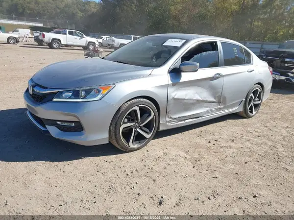 1HGCR2F18HA079004 2017 HONDA ACCORD - Image 2