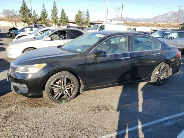 1HGCR2F18HA102197 2017 HONDA ACCORD - Image 1