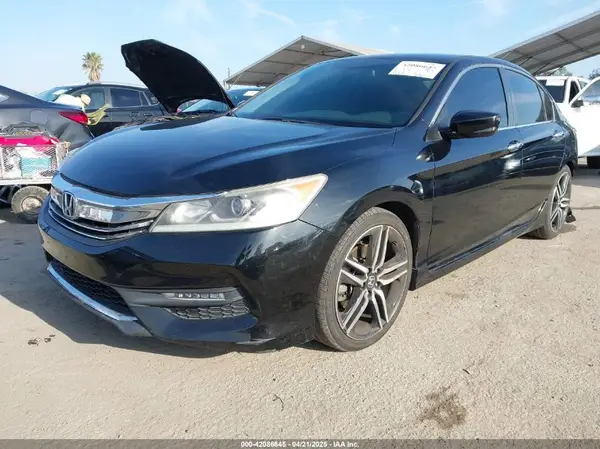 1HGCR2F18HA108954 2017 HONDA ACCORD - Image 2