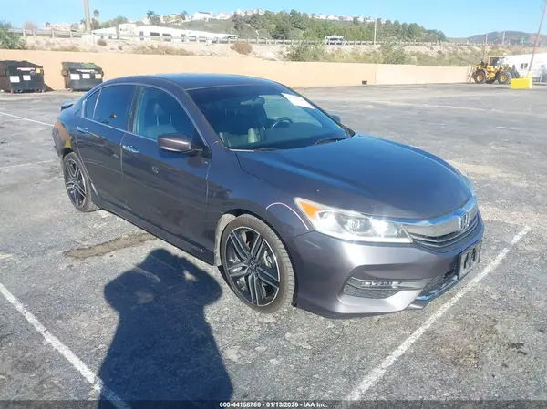 1HGCR2F18HA124250 2017 HONDA ACCORD - Image 1