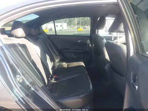1HGCR2F18HA124250 2017 HONDA ACCORD - Image 8