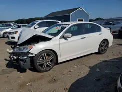 1HGCR2F18HA142795 2017 HONDA ACCORD