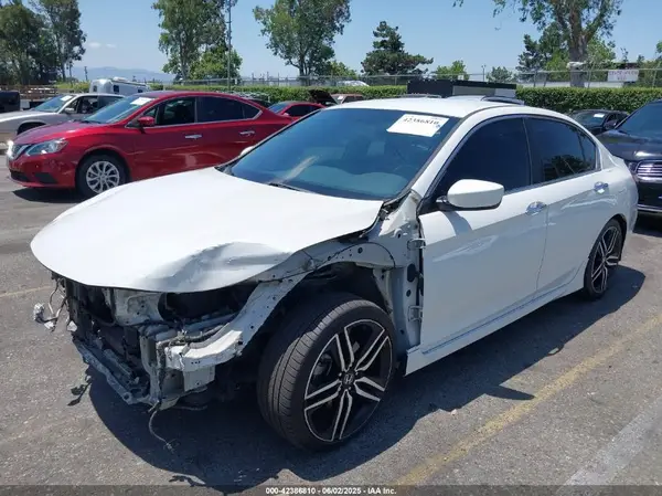 1HGCR2F18HA143042 2017 HONDA ACCORD - Image 2