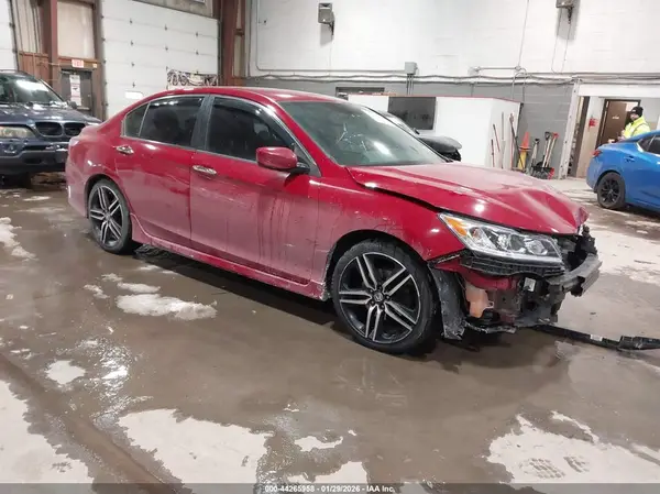 1HGCR2F18HA153182 2017 HONDA ACCORD - Image 1