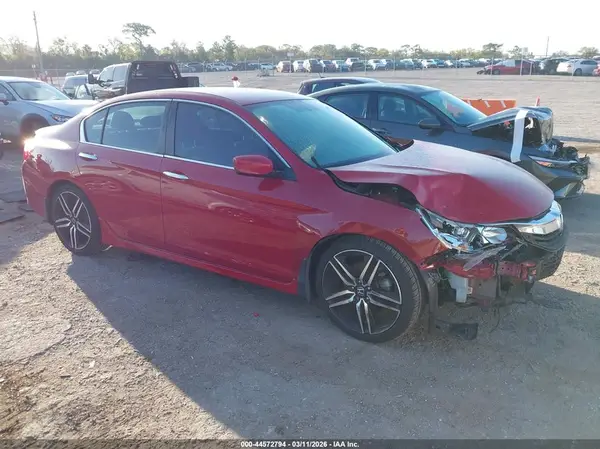 1HGCR2F18HA176994 2017 HONDA ACCORD - Image 1